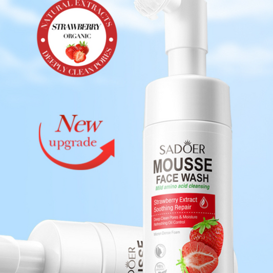 SADOER Mousse-foam for washing with strawberry extract, 120 ml.